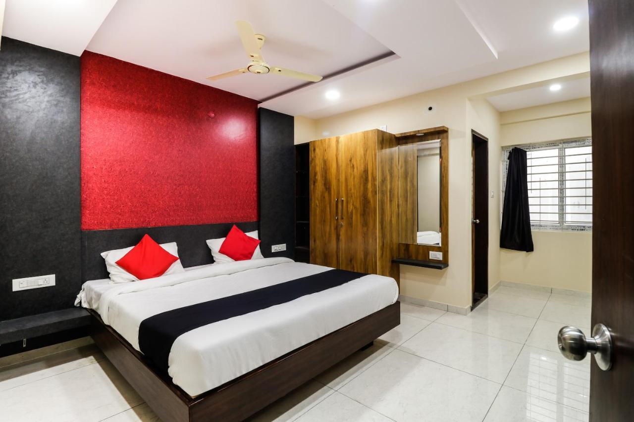 Capital O N R Residency Hotell Yelahanka Eksteriør bilde